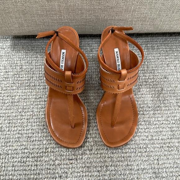 Manolo Blahnik Sandels size 40 - Picture 1 of 4